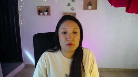 Snapshot of keyla_92 chatting on May 23, 1:48 pm keyla_92 online show from May 23, 1:48 pm