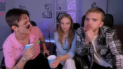 Keylas online show from October 8, 7:44 pm