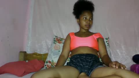 Snapshot of khaissa chatting on December 21, 1:40 pm khaissa online show from December 21, 1:40 pm