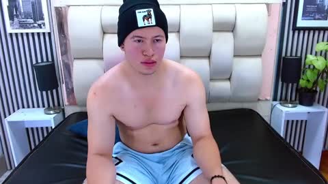 Snapshot of khaled_ern chatting on March 31, 8:42 pm Khaled online show from March 31, 8:42 pm