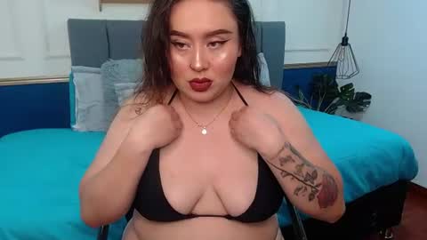 K H A I L A online show from June 24, 4:39 pm