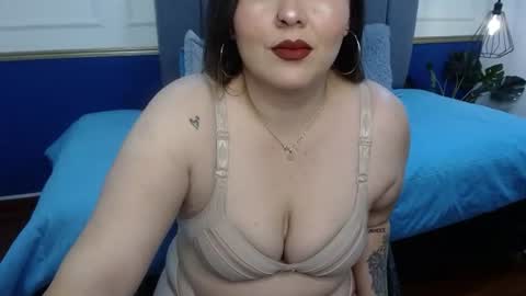 K H A I L A online show from June 25, 3:49 pm