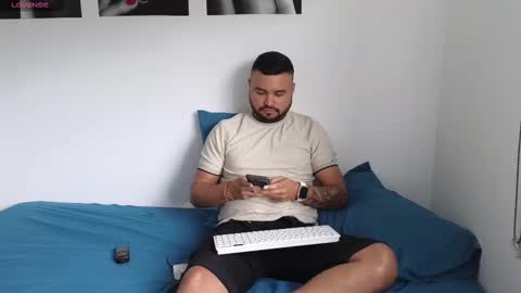 Snapshot of khalidferrer chatting on March 4, 3:59 pm khalid ferrer online show from March 4, 3:59 pm