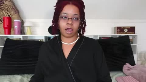 Khaya online show from March 6, 1:18 pm