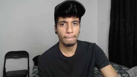 khevinlopezonig online show from November 3, 3:30 am