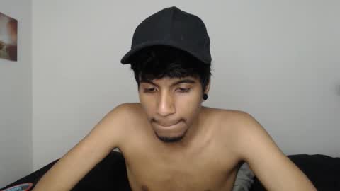 khevinlopezonig online show from December 1, 11:43 pm