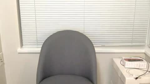 Snapshot of khin_kali chatting on November 16, 4:40 am khin online show from November 16, 4:40 am