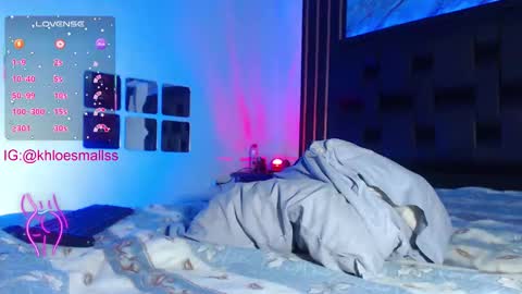 Snapshot of khloesmalls chatting on September 27, 7:46 am online show from September 27, 7:46 am