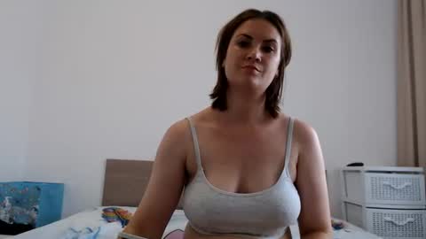 Sarah online show from July 11, 12:08 pm