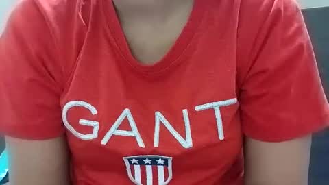 Snapshot of khushisinghh chatting on December 1, 4:29 pm khushisinghh online show from December 1, 4:29 pm