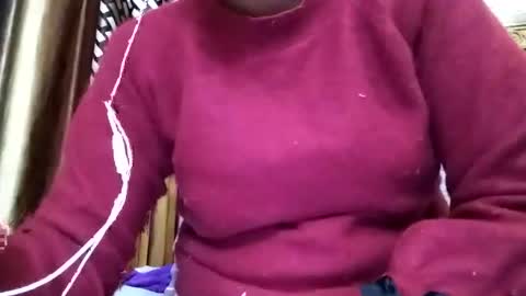 Snapshot of khushisinghh chatting on December 18, 12:07 pm khushisinghh online show from December 18, 12:07 pm