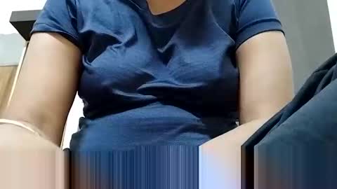 Snapshot of khushisinghh chatting on December 23, 4:17 pm khushisinghh online show from December 23, 4:17 pm