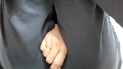 Snapshot of khushisinghh chatting on December 28, 3:04 am khushisinghh online show from December 28, 3:04 am