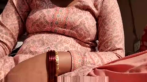 Snapshot of khushisinghh chatting on January 14, 7:06 am khushisinghh online show from January 14, 7:06 am