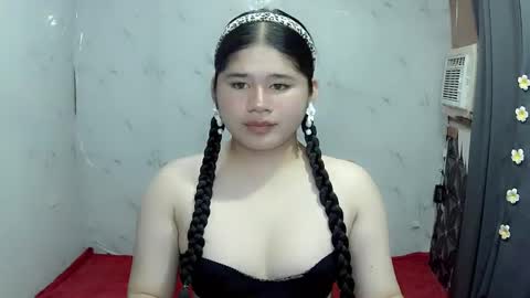 Snapshot of kianna_schmitz chatting on February 5, 12:27 pm Your SweetGirl Ts online show from February 5, 12:27 pm