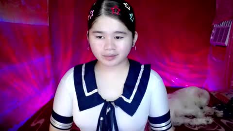 Your SweetGirl Ts online show from February 21, 8:10 pm