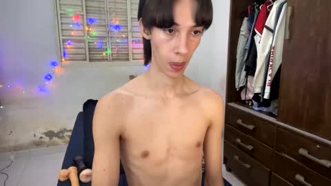 Snapshot of kiantwink chatting on February 3, 5:29 am kiantwink online show from February 3, 5:29 am