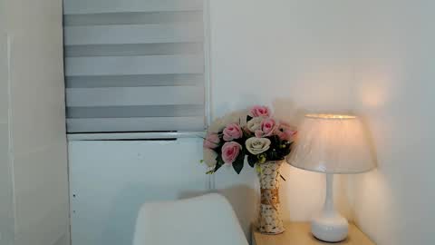 i love bella online show from December 16, 2:15 am