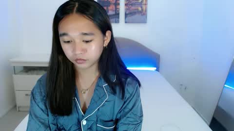 i love bella online show from October 6, 11:02 pm