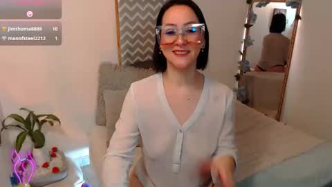 Kiara Bermont online show from October 18, 4:19 pm