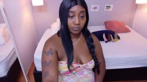 Snapshot of kiara_evanss chatting on February 5, 3:38 pm Kiara online show from February 5, 3:38 pm