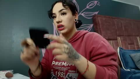 KIARA FOX online show from May 7, 9:42 pm