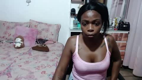 Snapshot of kiara_kaneel_40 chatting on June 5, 10:48 pm KANEEL online show from June 5, 10:48 pm