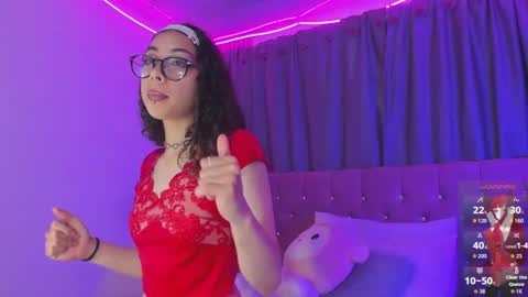 Snapshot of kiara_lovelyy chatting on June 24, 3:16 am Kiara online show from June 24, 3:16 am