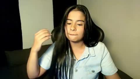 Snapshot of kiara_venus chatting on July 7, 2:14 am kiara online show from July 7, 2:14 am