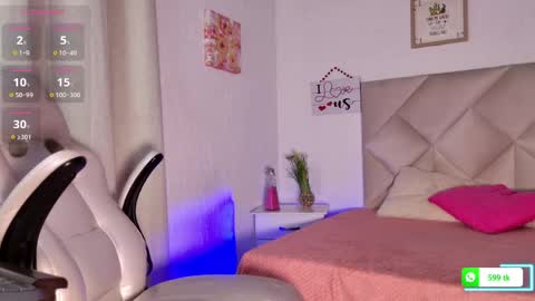Snapshot of kiaraa_ebony chatting on May 13, 2:14 pm kiaraa_ebony online show from May 13, 2:14 pm