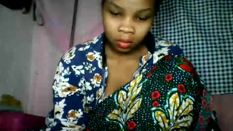kiarah 69 online show from May 25, 3:56 am
