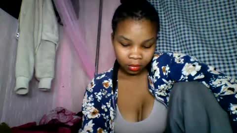 Snapshot of kiarah_69 chatting on June 14, 7:16 pm kiarah 69 online show from June 14, 7:16 pm