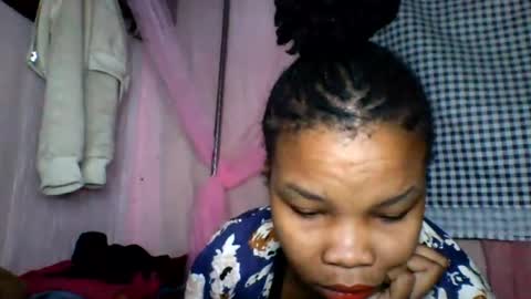 Snapshot of kiarah_69 chatting on June 15, 8:27 am kiarah 69 online show from June 15, 8:27 am