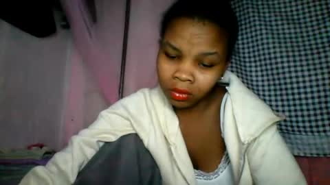 Snapshot of kiarah_69 chatting on June 21, 8:39 am kiarah 69 online show from June 21, 8:39 am