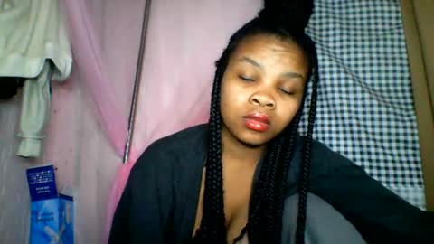 Snapshot of kiarah_69 chatting on July 13, 3:04 pm kiarah 69 online show from July 13, 3:04 pm