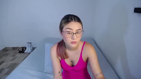 kiaraolivera online show from February 5, 1:27 pm