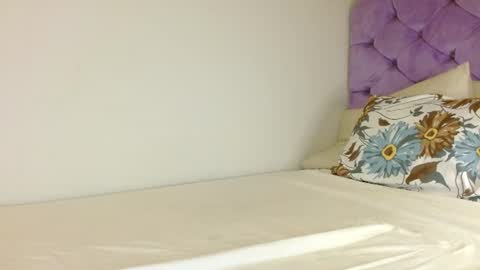Snapshot of kiararose19 chatting on June 25, 12:54 am Kiara online show from June 25, 12:54 am