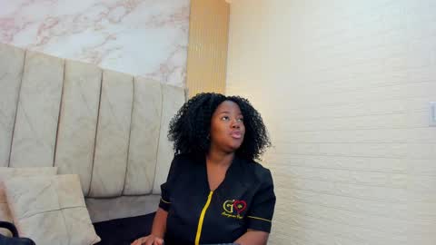 Snapshot of kiarazafira chatting on September 17, 10:28 am kiarazafira online show from September 17, 10:28 am