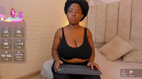 Snapshot of kiarazafira chatting on September 19, 10:49 am kiarazafira online show from September 19, 10:49 am