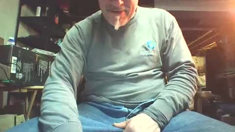 kick_1_down online show from January 2, 5:14 am