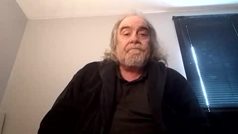 Snapshot of kickinme chatting on March 11, 1:23 pm KICKINME online show from March 11, 1:23 pm