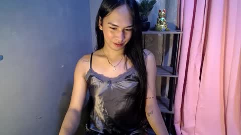 Snapshot of kieshagray chatting on January 19, 5:26 am kiesha online show from January 19, 5:26 am