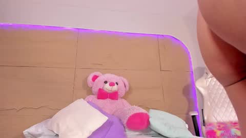 KIM COOPER online show from March 1, 10:02 am