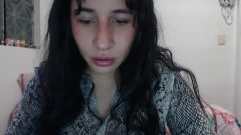 Snapshot of kiimy_to chatting on May 15, 11:23 pm Nezumy Rey online show from May 15, 11:23 pm