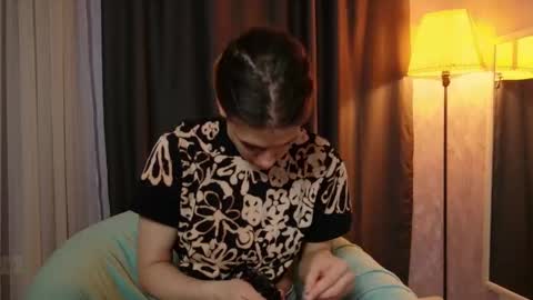 Kiki online show from March 3, 11:05 am