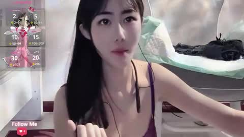 Snapshot of kiki_loveu chatting on December 20, 1:00 pm kiki_loveu online show from December 20, 1:00 pm