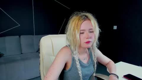 Snapshot of kiki_peach chatting on June 29, 12:16 pm Jessica online show from June 29, 12:16 pm