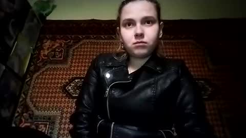 kikibang_ online show from November 28, 8:17 am