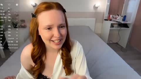 Snapshot of kikiborn chatting on May 8, 8:19 am Kiki online show from May 8, 8:19 am