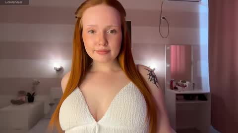 Snapshot of kikiborn chatting on May 19, 7:15 am Kiki online show from May 19, 7:15 am